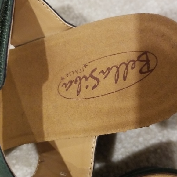 Used once green Bella Siba green slip in with adjustable bands. - Picture 8 of 11